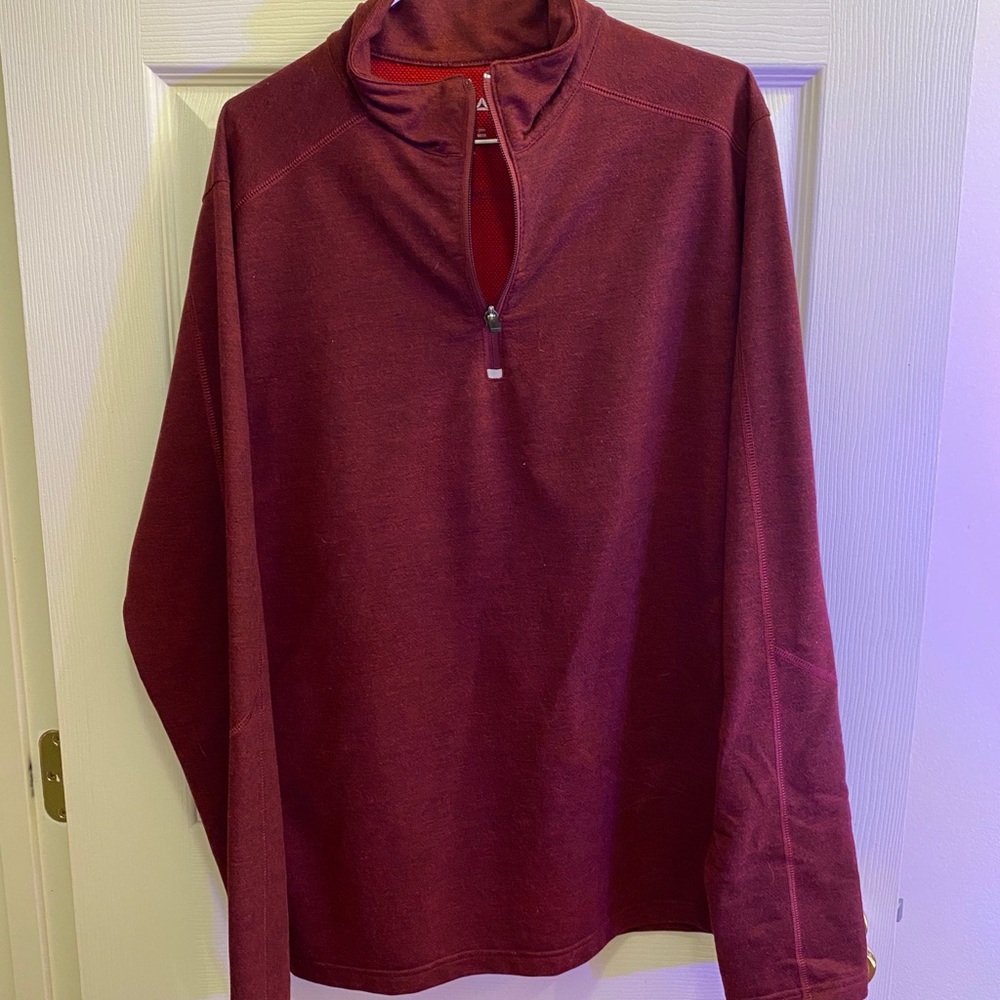 maroon pullover